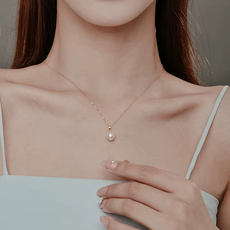 Freshwater River Pearl Necklace 18kt Gold 9-10mm